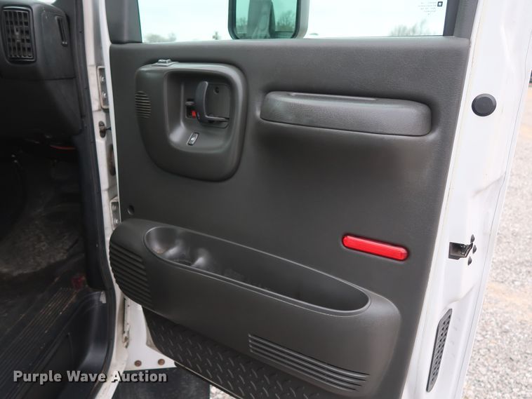 image for item GD9992 2008 Chevrolet C4500 utility truck