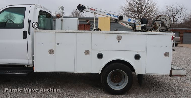 image for item GD9992 2008 Chevrolet C4500 utility truck