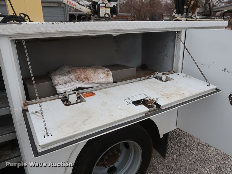 image for item GD9992 2008 Chevrolet C4500 utility truck