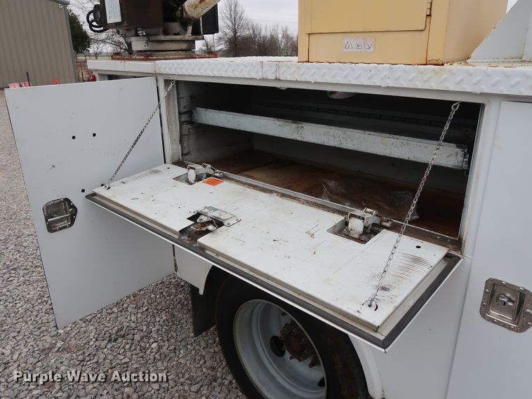 image for item GD9992 2008 Chevrolet C4500 utility truck