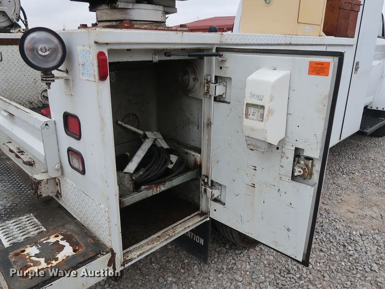 image for item GD9992 2008 Chevrolet C4500 utility truck