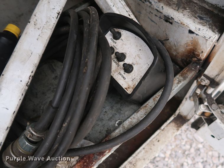 image for item GD9992 2008 Chevrolet C4500 utility truck