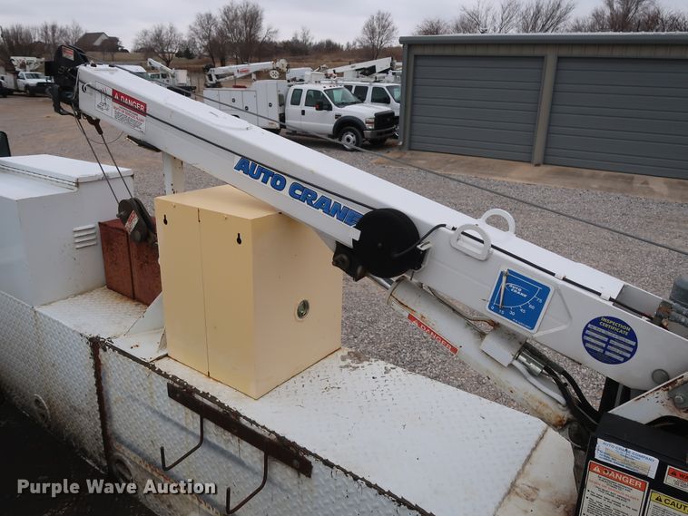 image for item GD9992 2008 Chevrolet C4500 utility truck