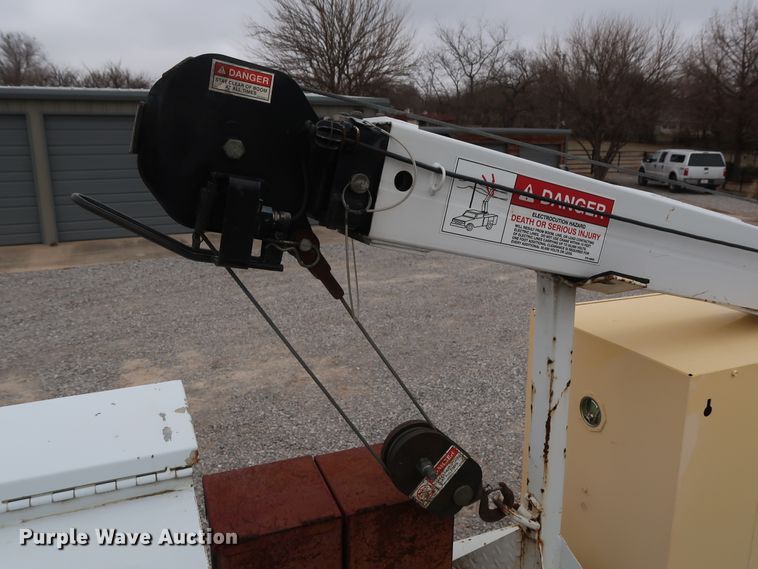 image for item GD9992 2008 Chevrolet C4500 utility truck