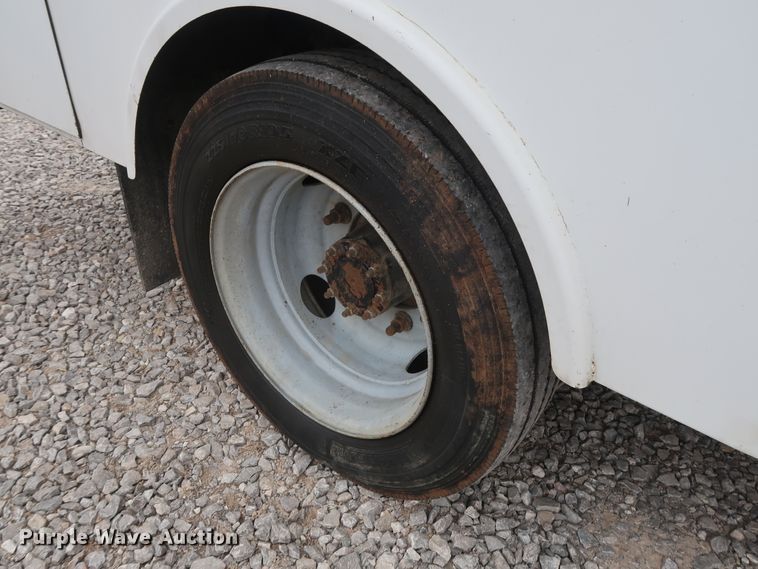 image for item GD9992 2008 Chevrolet C4500 utility truck