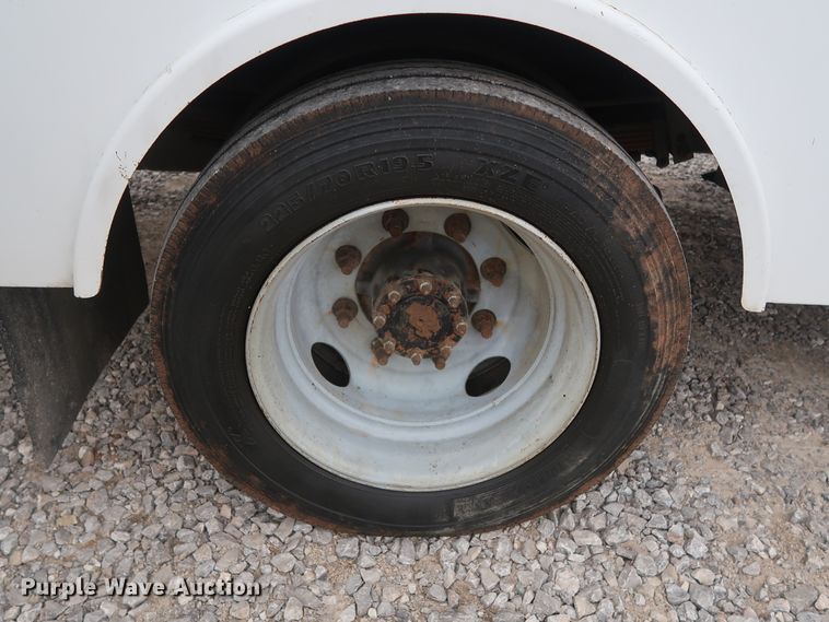 image for item GD9992 2008 Chevrolet C4500 utility truck