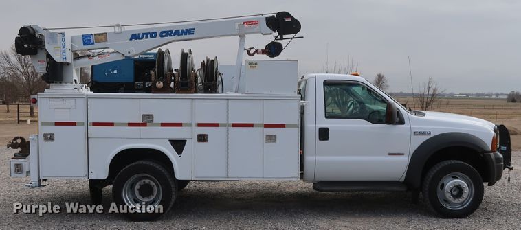 image for item GD9993 2005 Ford F550 Super Duty XL service truck