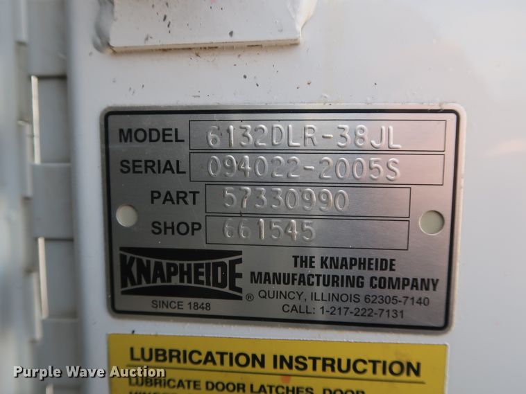 image for item GD9993 2005 Ford F550 Super Duty XL service truck