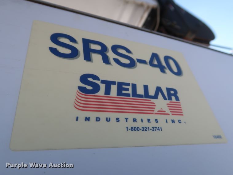 image for item GD9993 2005 Ford F550 Super Duty XL service truck