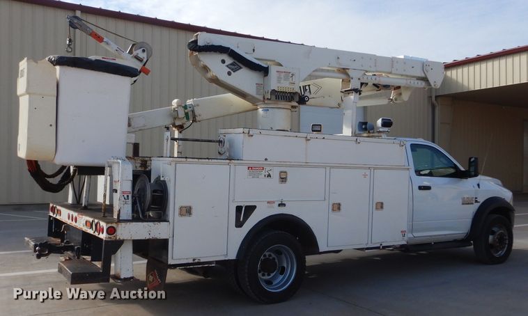 image for item GE9181 2015 Dodge Ram 5500HD bucket truck