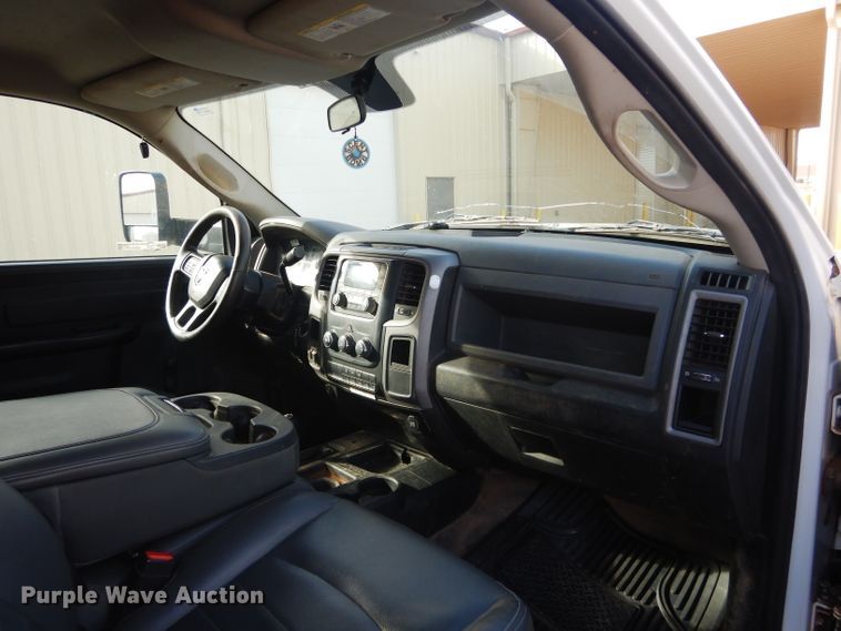 image for item GE9181 2015 Dodge Ram 5500HD bucket truck