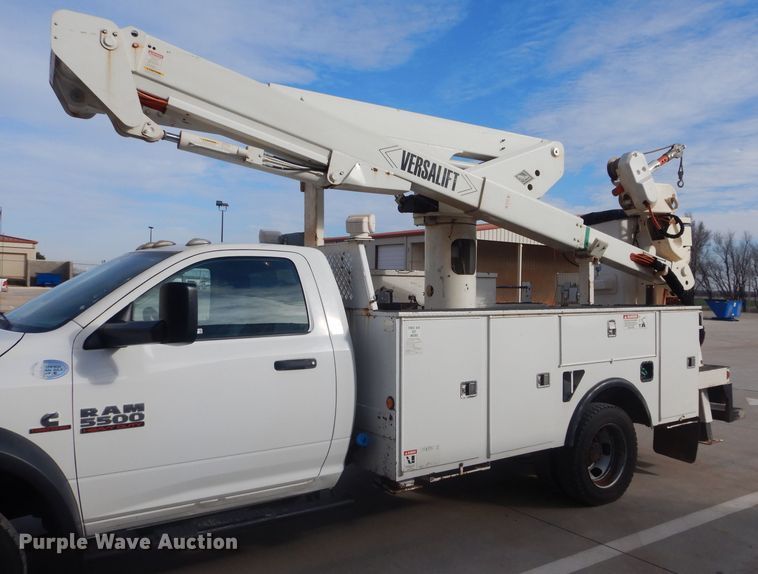 image for item GE9181 2015 Dodge Ram 5500HD bucket truck