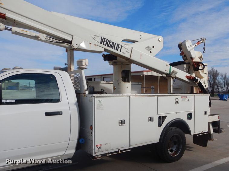 image for item GE9181 2015 Dodge Ram 5500HD bucket truck