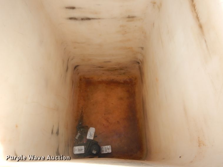 image for item GE9181 2015 Dodge Ram 5500HD bucket truck