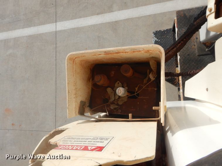 image for item GE9181 2015 Dodge Ram 5500HD bucket truck