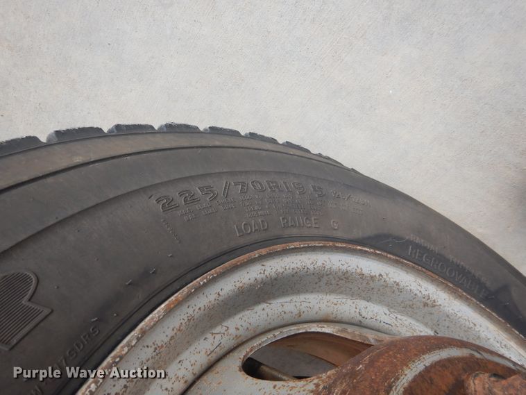 image for item GE9181 2015 Dodge Ram 5500HD bucket truck