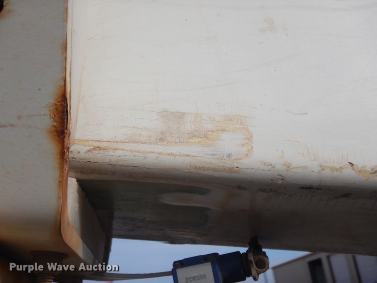 image for item GE9181 2015 Dodge Ram 5500HD bucket truck