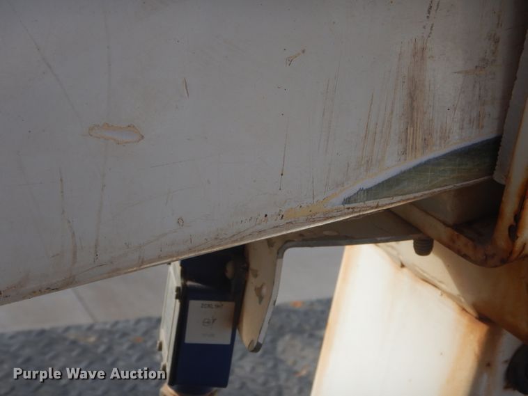 image for item GE9181 2015 Dodge Ram 5500HD bucket truck