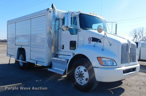 image for item GF9077 2012 Kenworth T270 delivery truck