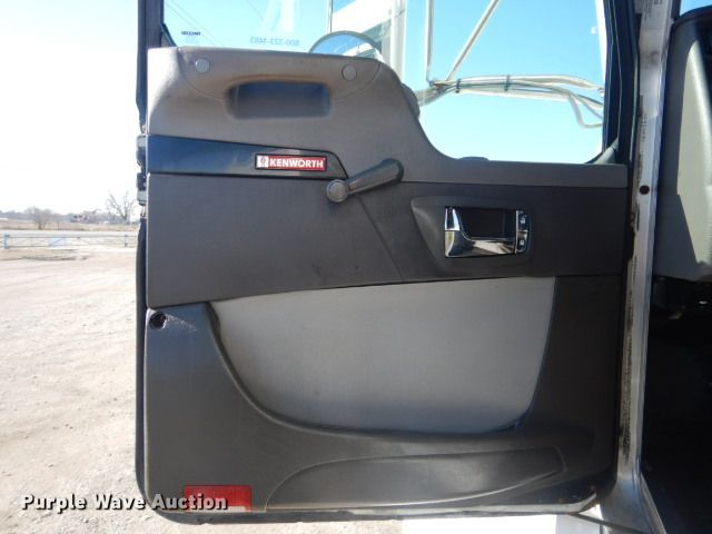 image for item GF9077 2012 Kenworth T270 delivery truck