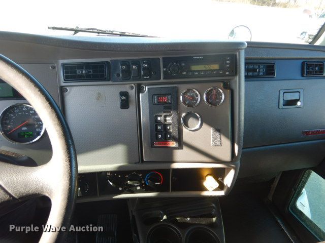 image for item GF9077 2012 Kenworth T270 delivery truck