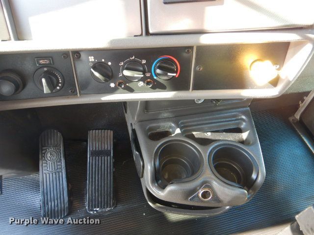 image for item GF9077 2012 Kenworth T270 delivery truck