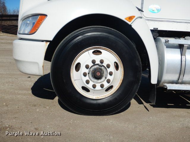 image for item GF9077 2012 Kenworth T270 delivery truck