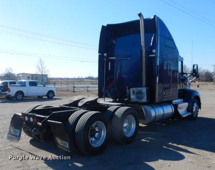 image for item GF9078 2012 Kenworth T660 semi truck
