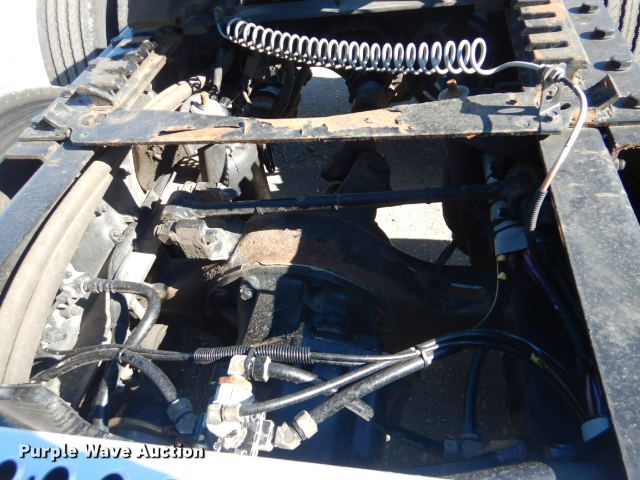 image for item GF9078 2012 Kenworth T660 semi truck