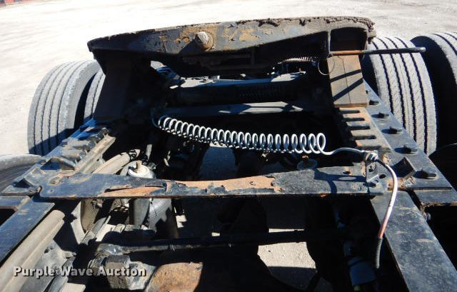 image for item GF9078 2012 Kenworth T660 semi truck