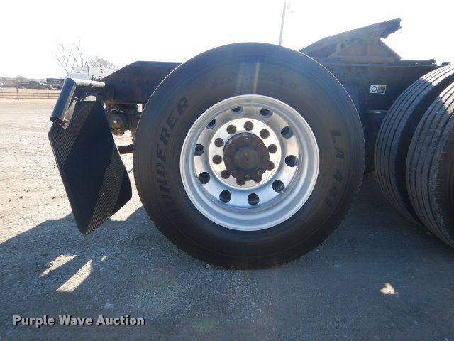 image for item GF9078 2012 Kenworth T660 semi truck