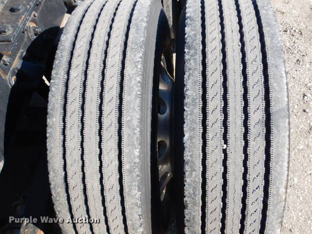 image for item GF9078 2012 Kenworth T660 semi truck