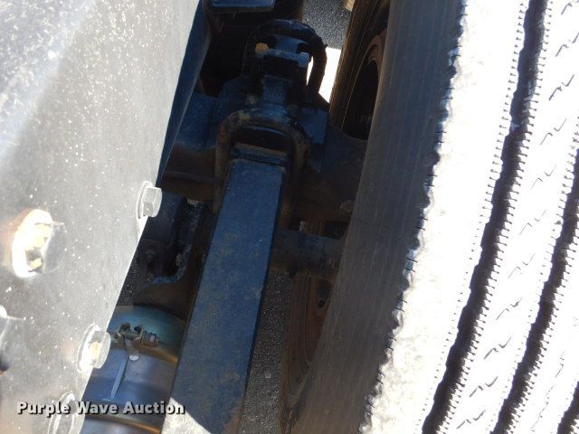 image for item GF9078 2012 Kenworth T660 semi truck