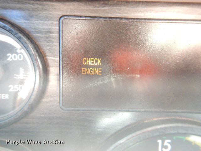 image for item GF9091 2006 Freightliner Columbia semi truck