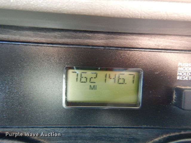 image for item GF9091 2006 Freightliner Columbia semi truck