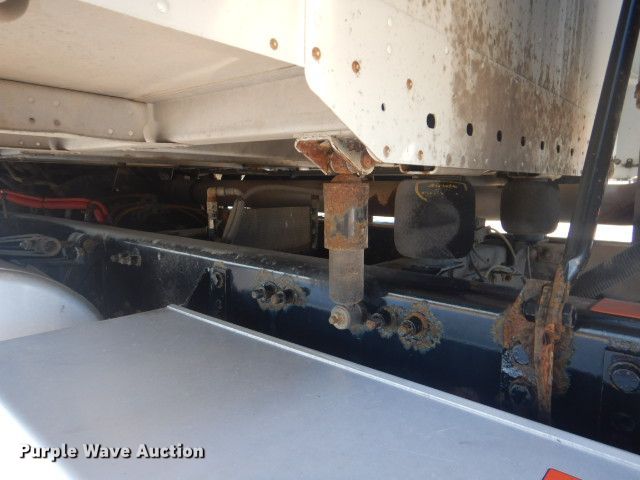 image for item GF9091 2006 Freightliner Columbia semi truck