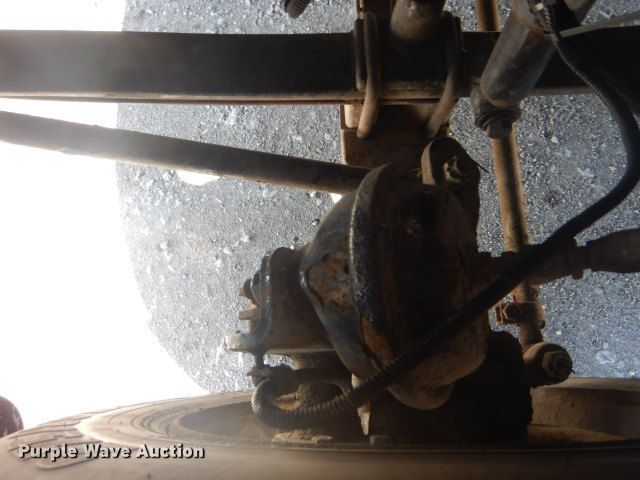 image for item GF9091 2006 Freightliner Columbia semi truck