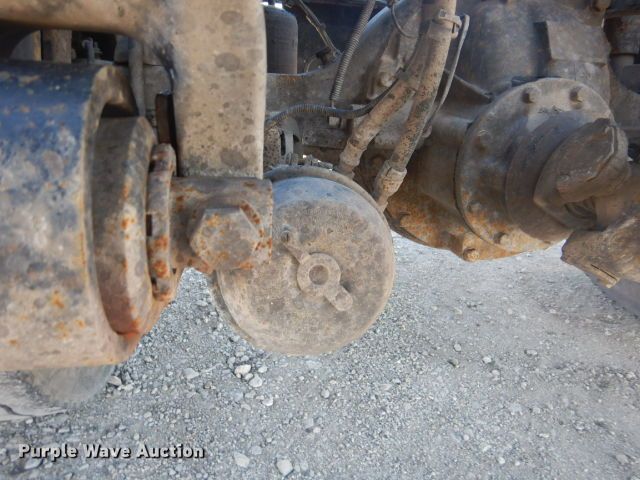 image for item GF9091 2006 Freightliner Columbia semi truck