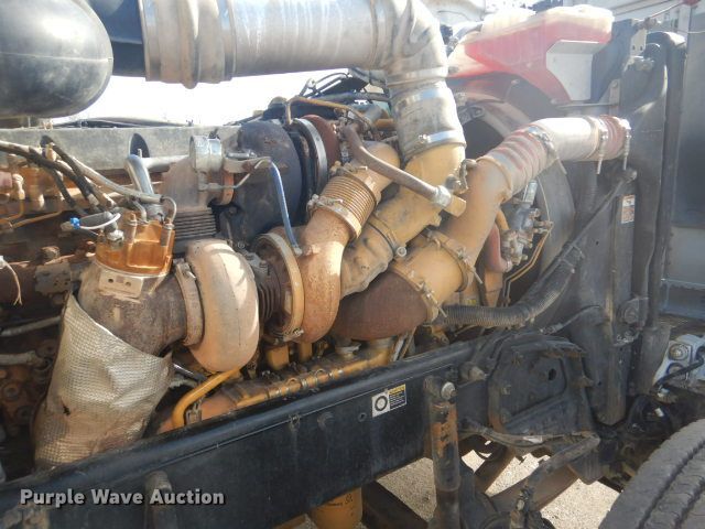 image for item GF9094 2011 Peterbilt 389 semi truck