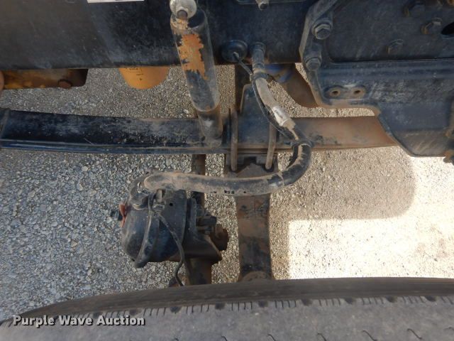 image for item GF9094 2011 Peterbilt 389 semi truck