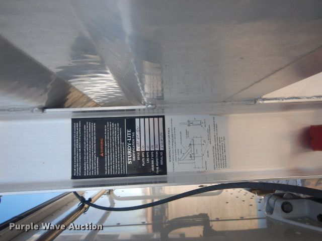 image for item GF9094 2011 Peterbilt 389 semi truck