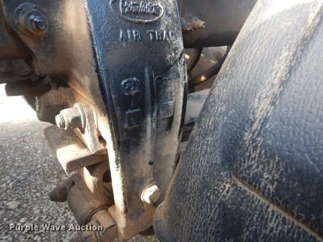 image for item GF9094 2011 Peterbilt 389 semi truck