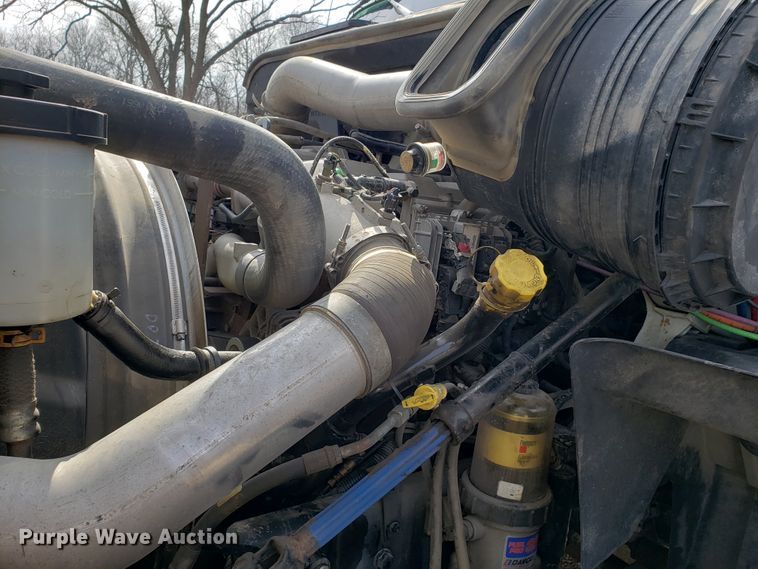 image for item GG9591 2012 International ProStar Plus 122 semi truck