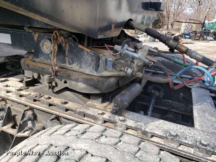 image for item GG9591 2012 International ProStar Plus 122 semi truck