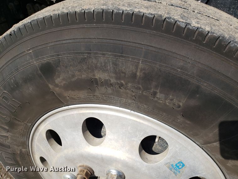 image for item GG9592 2012 Western Star 4900FA semi truck