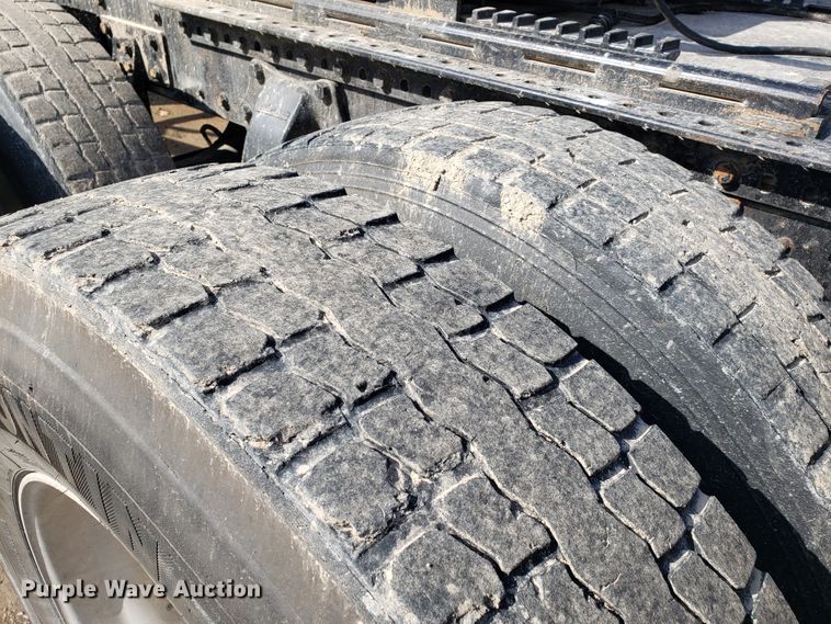 image for item GG9592 2012 Western Star 4900FA semi truck