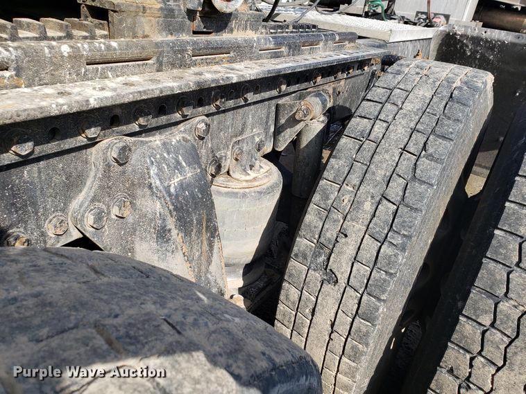 image for item GG9592 2012 Western Star 4900FA semi truck