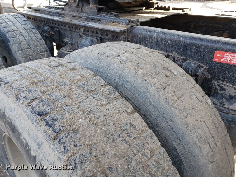 image for item GG9592 2012 Western Star 4900FA semi truck