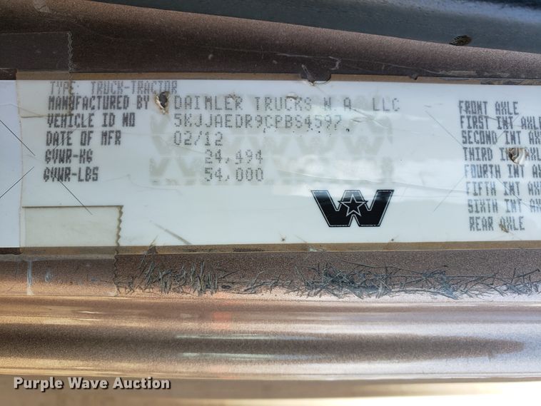 image for item GG9592 2012 Western Star 4900FA semi truck