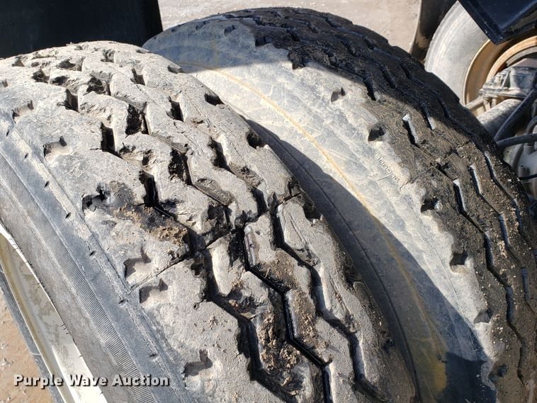 image for item GG9593 1993 Lufkin Ultra-Light end dump trailer